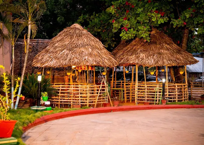 Hotel Sadhabishegam