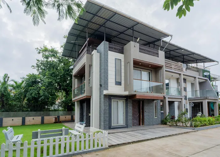Alaya Stays Imperial Serenia 3-Bhk With Common Pool & Garden Near Karla Cavs And Bhushi Dam