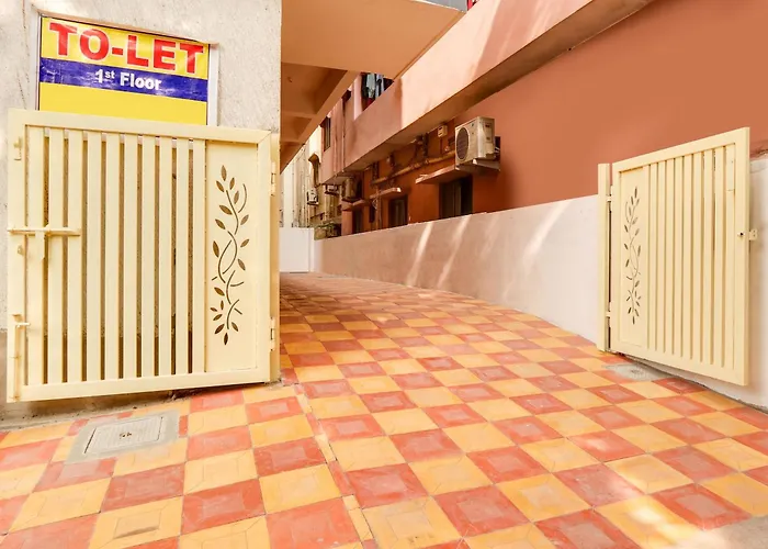Super Collection O Hills Suites