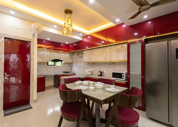 Gemscity Villa By Jadecaps Nr Iimc