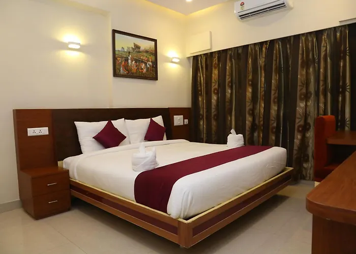 Hotel Skml Grand
