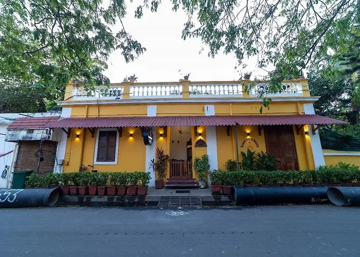 Dumas Guest House