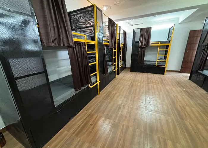 Dorm Hub