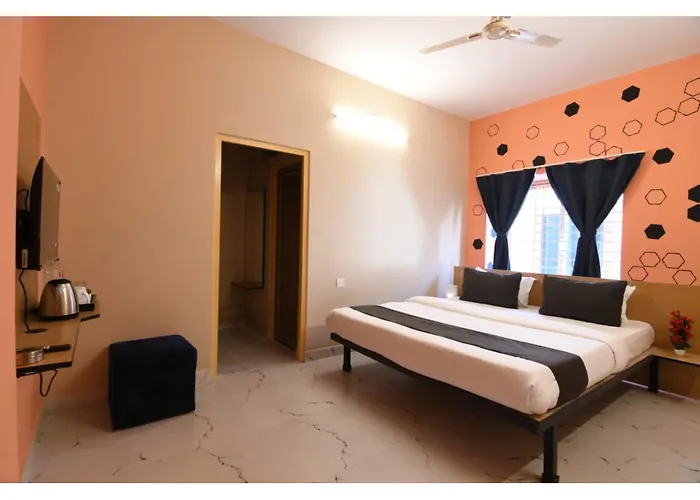 Emerald Inn- Collection Of Luxury Hotels Near Hotel Vivant & Dn Regalia