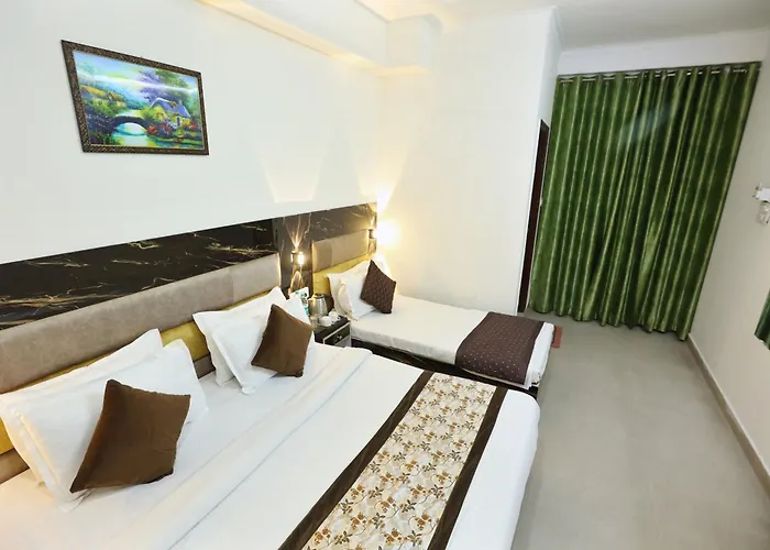 Hotel Popular Suites Delhi Airport New Delhi