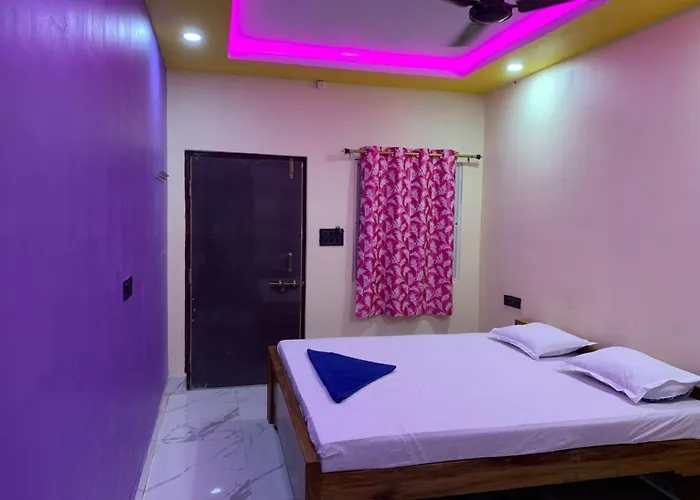 Hotel Shree Gundicha Puri Near Shree Jagannaath Temple 900M - Perfect Location And Comfortable Room