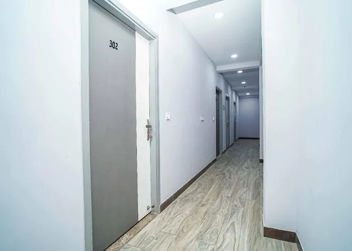 A1Rooms By Family Stay Hotel