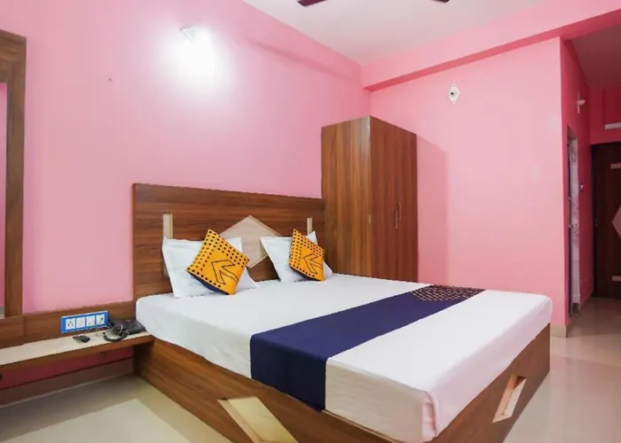 Hotel Ayush International Digha Near Marine Aquarium-Regional Centre 480M-New Digha Sea Beach - Restaurant & Parking Facilities - Best Selling & Best Choice Of Goroomgo