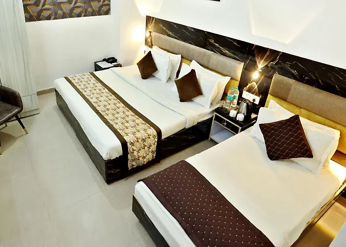 Hotel Popular Suites Delhi Airport New Delhi
