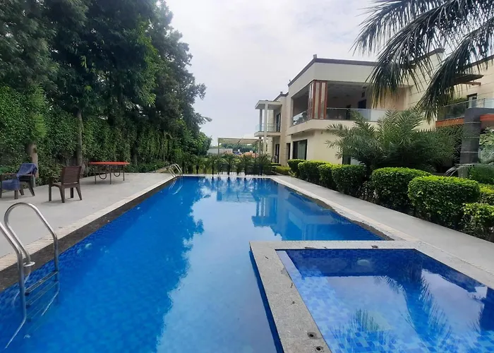 Bliss Farmstay In Chattarpur By Especial Rentals