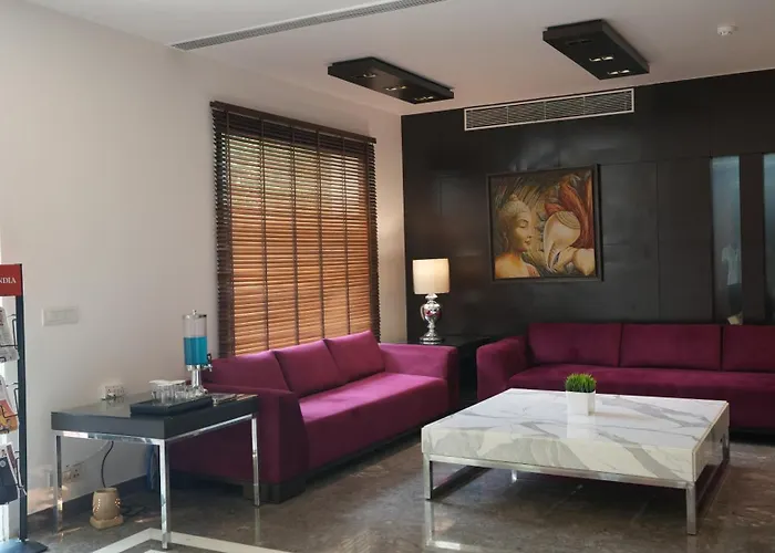 Hotel Africa Avenue - Greater Kailash 1