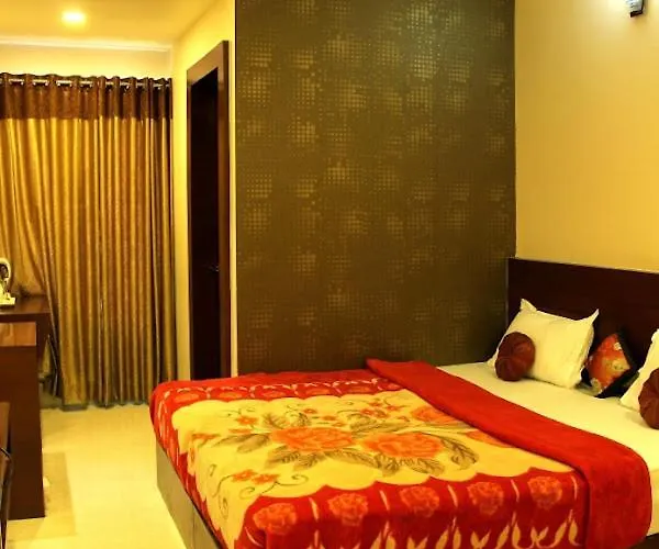 Hotel Shri Khedapati International,Dewas