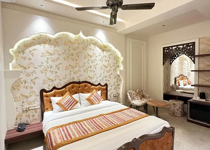 Hotel Grand Kailash Haveli