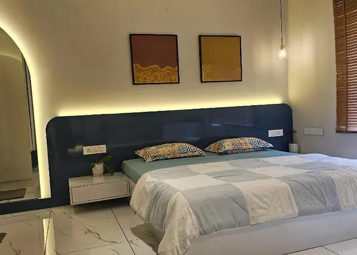 'Savitham' Luxury Flat With Swimming Pool In Trivandrum