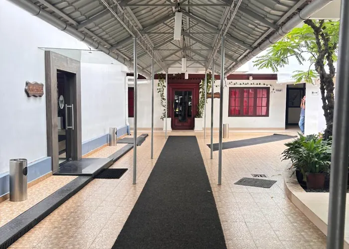 Maharani Hotel