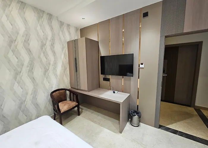 Hotel Grand City