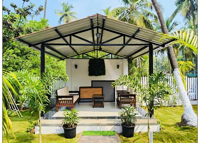 Parisa Beach Resort Tarkarli Bhogwe