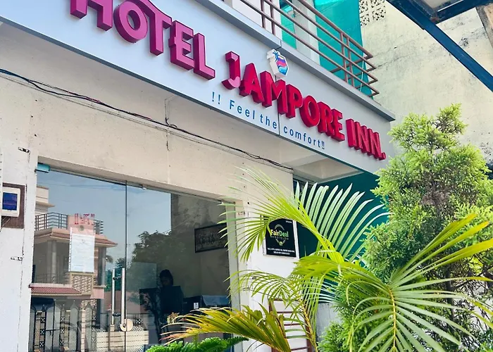 Hotel Jampore Inn
