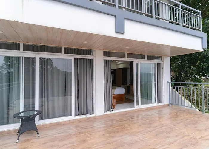 Pine Residency, Vagamon Bed & Breakfast