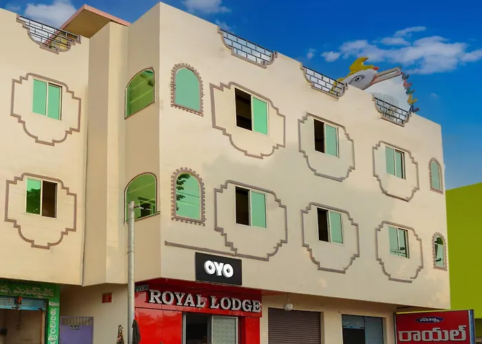Spot On New Royal Lodge