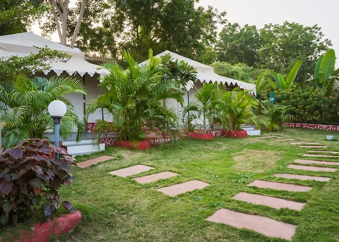 Riverview Tent Resort