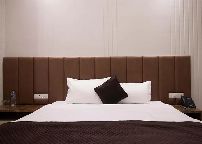 Shri Sangam Hotel