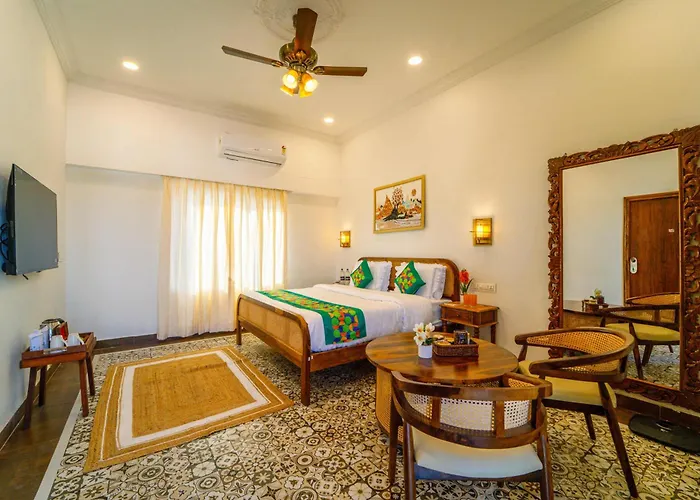 Hotel Hinduja Luxury Camp & Resort