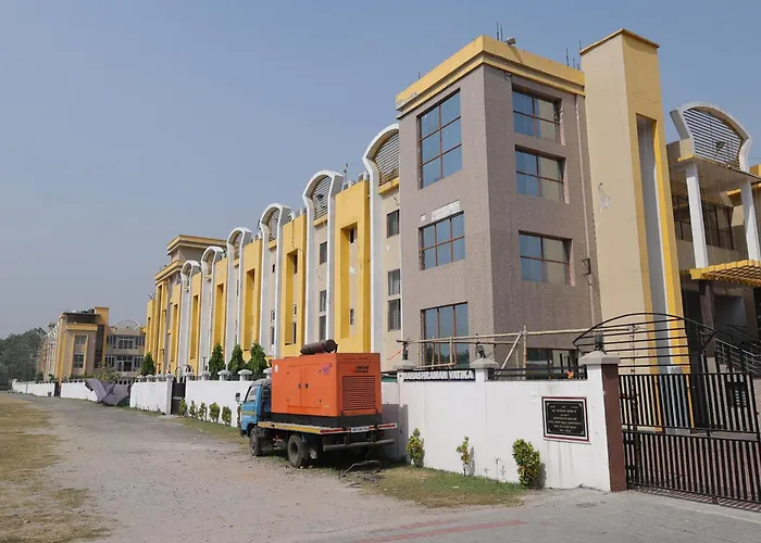 Maryada Maitri Resort -100 Rooms & 3 Banquets Siliguri