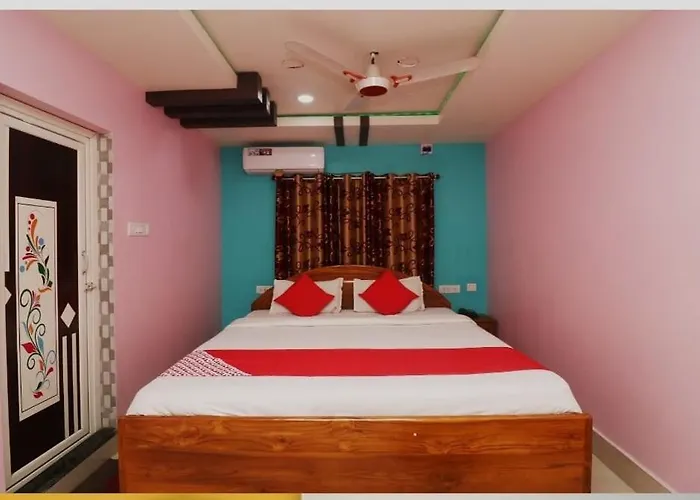 Hotel Ayush International