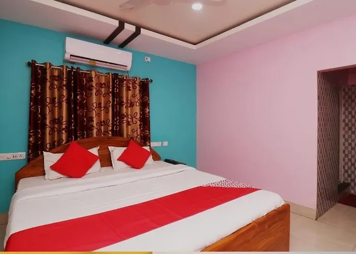 Hotel Ayush International
