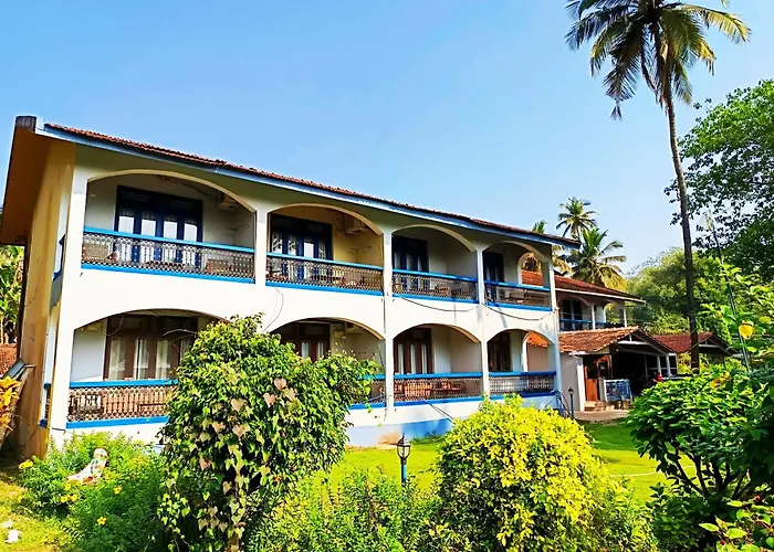 Carina Beach Resort