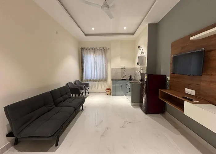 Back Stayz Laxman Jhula Apartments