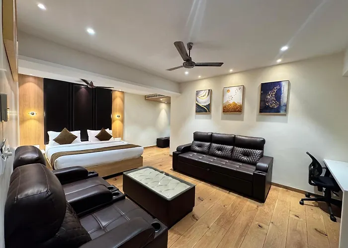 Hotel Touchwood