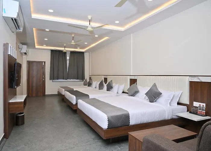 Hotel Shri Devi Comforts Inn