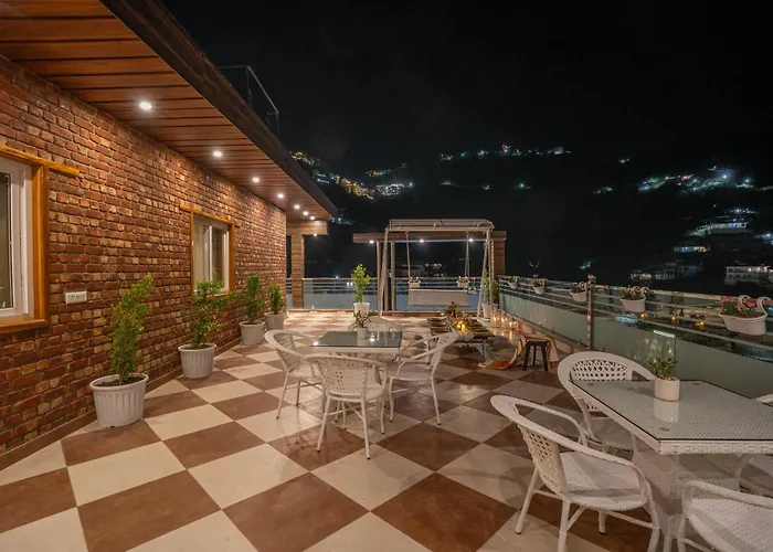 Perfectstayz Paradise Near Bhatta Falls