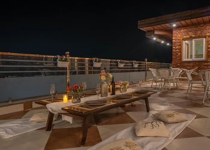 Perfectstayz Paradise Near Bhatta Falls