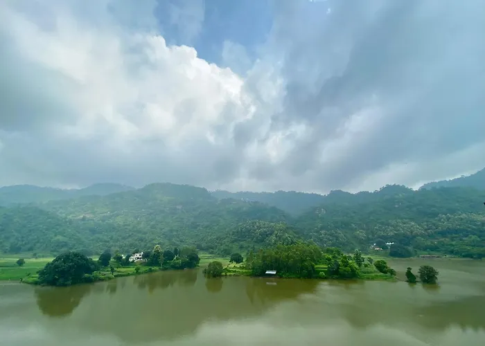 Lake 1 Estate