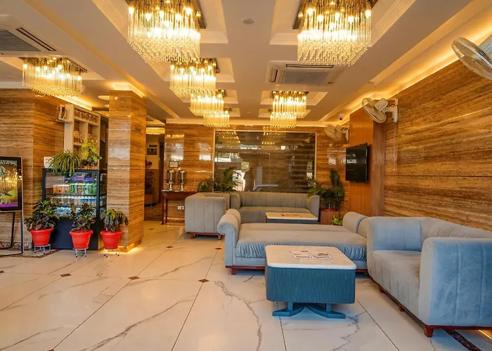 Hotel The Grand Dewan