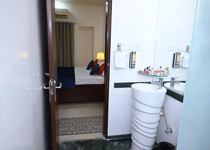 Luxurious And Spacious Heritage Apartment