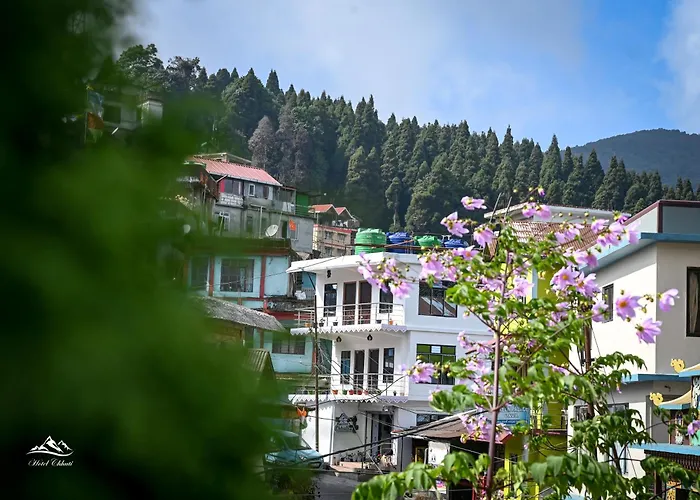 Hotel Chhuti Lava