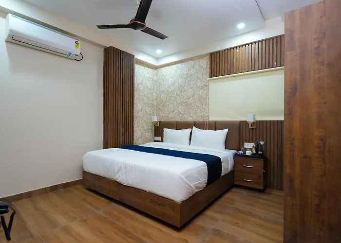 Hotel Pavitra