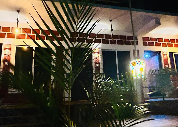 Aisiri Comforts Beach Stay And Cafe