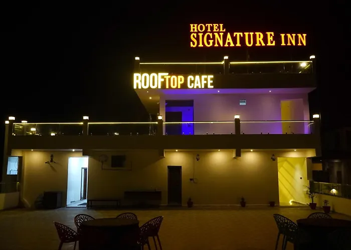 Hotel Signature Inn