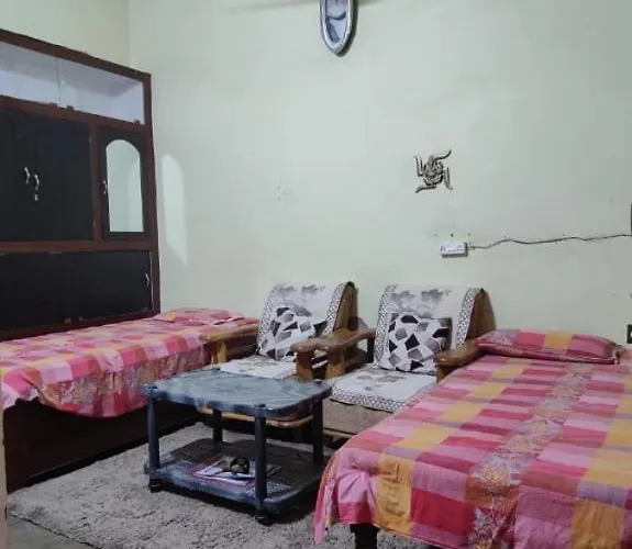 Mahalaxmi Triveni Hotel