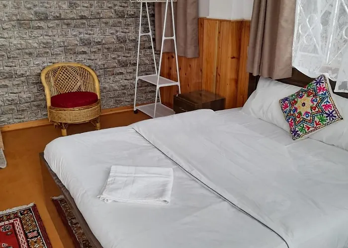 Yalung Homestay