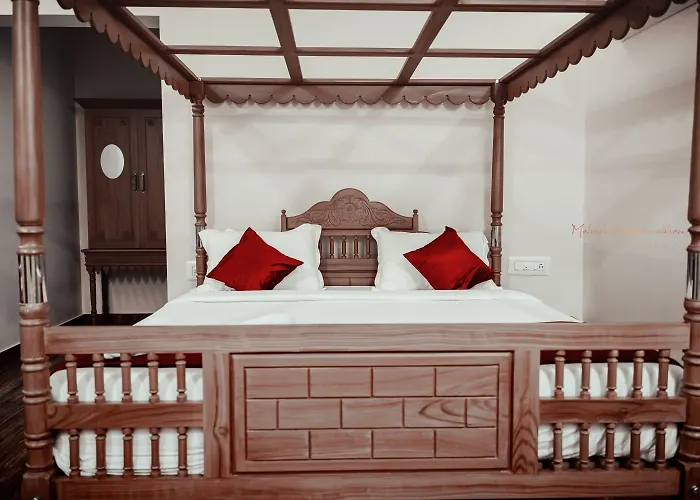 Athirappily Sreenilayam Heritage Resort