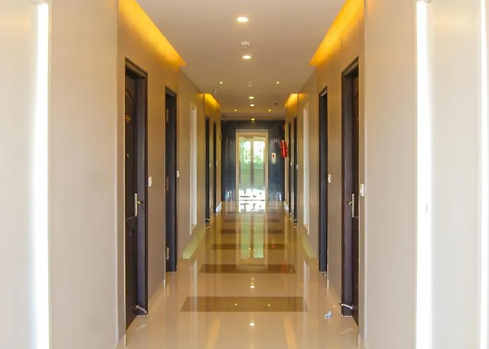 Philomena Hotel & Apartment