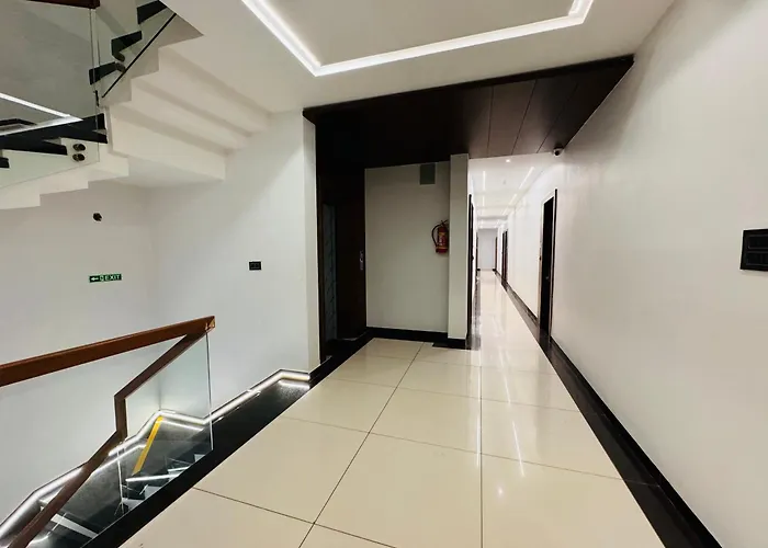 Hotel Rajdev Inn