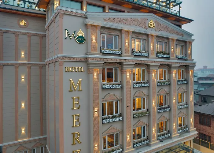 Hotel Meerz Srinagar 