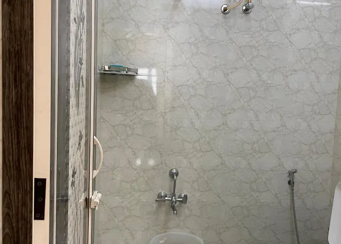 Service Apartment